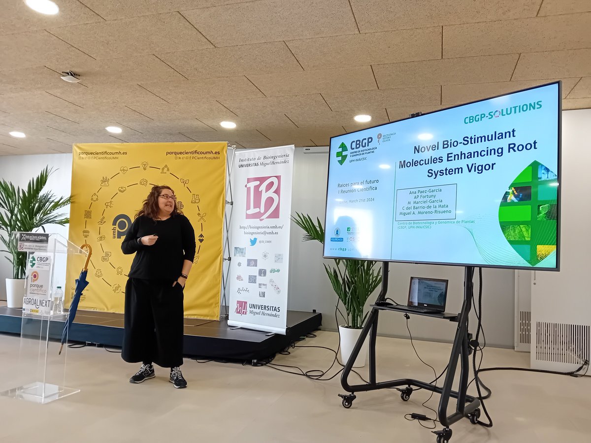 Roots4Future_ES's tweet photo. La Dra. Ana Páez García (CBGP (UPM-INIA), Madrid) presenta su ponencia titulada: “Novel Bio-Stimulant Molecules Enhancing Root System Vigor” en la reunión de la red temática @Roots4future_ES (RED2022-134836-T) @IB_UMH https://t.co/3McKLFi49O