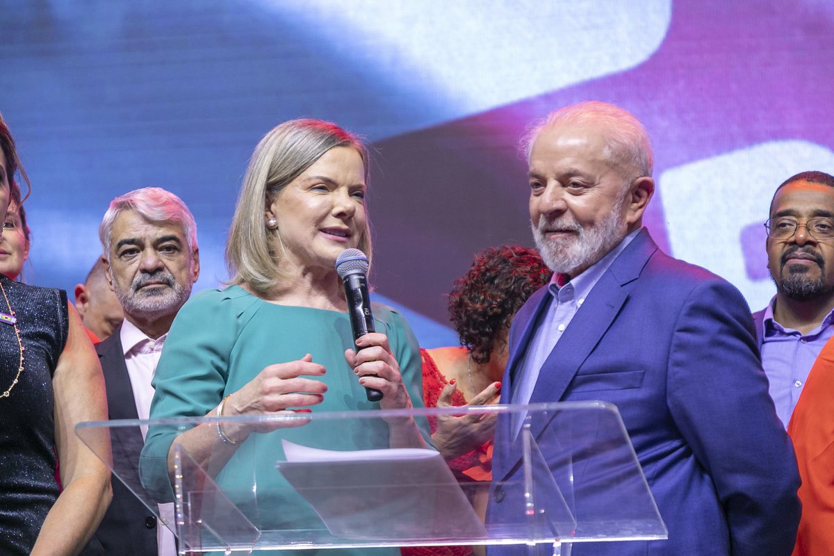 ptbrasil's tweet photo. #PT44Anos ✨ Fotos: Gabriel Paiva https://t.co/i4tQPC53mT
