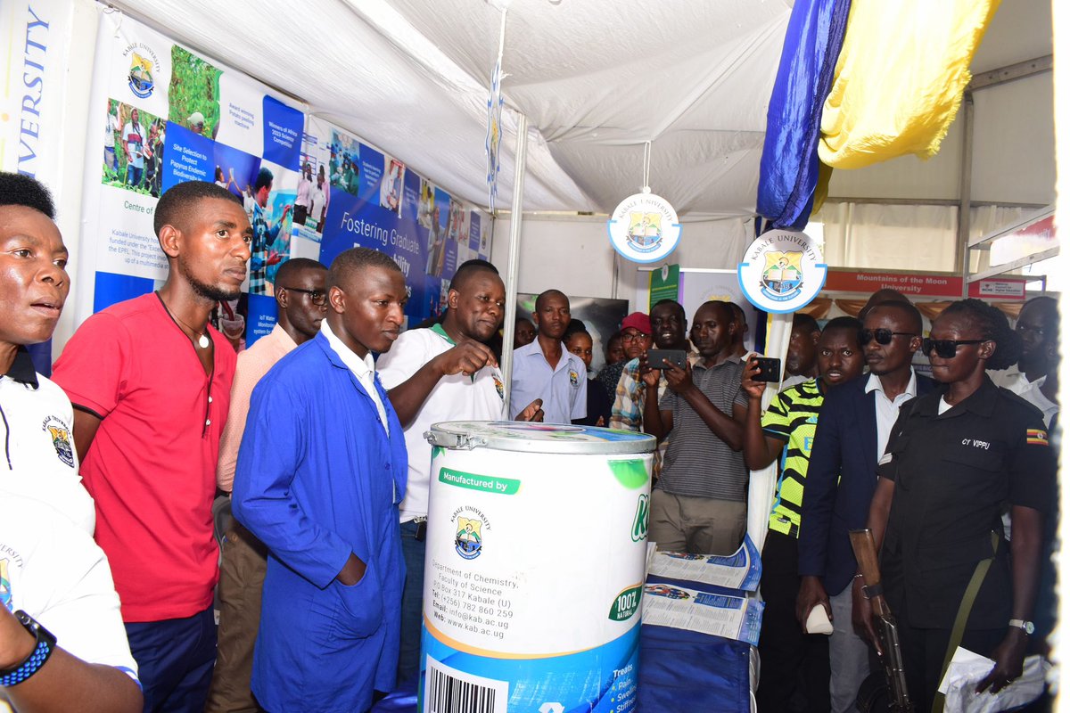 kabuniversity's tweet photo. The Hon Deputy Prime Minister of East African Affairs, Rt Hon Rebecca Kadaga, who graced the occasion as the chief guest.
#StudyAtKAB https://t.co/aVc5NKUuHB