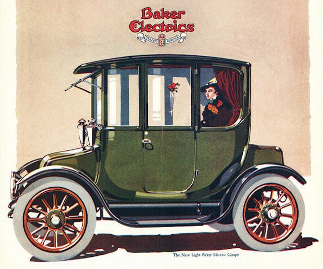 MrCarFacts's tweet photo. Did you know Grandama Duck was driving an electric car? Her automobile is based on early EV’s like the Detroit Electric and the Baker Electric. In 1900, about a third of all cars were electric and they had great advantages over early noisy petrol cars. https://t.co/3uP9nz2iV1