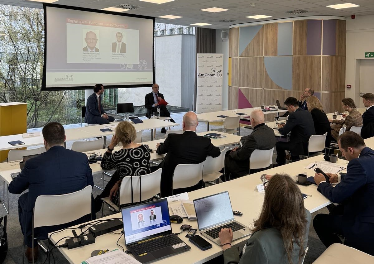AmChamMNE's tweet photo. The #TransatlanticWeek in Brussels represented a great opportunity to get updated about the 🇺🇸 - 🇪🇺 economic relations and its impact on the global economy, as well as to witness firsthand the strength of the #AmChams in Europe network.
#BusinessStrategy #EUelections https://t.co/AFoRJZa4pm