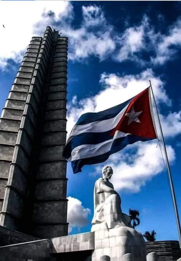 El amor, madre, a la patria No es el amor ridículo a la tierra Ni a la yerba que pisan nuestras plantas. Es el odio invencible a quien la oprime. Es el rencor eterno a quien la ataca. #CubaEsRevolución @CotorroAmpp @MindusIndustria @gobhabana @EmpresaAcero @AcinoxComercial