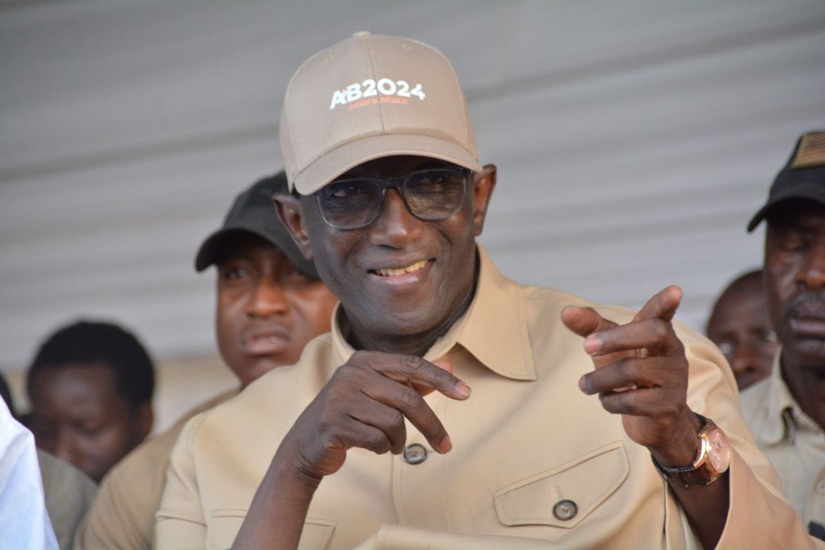 Notre priorité, c’est la paix et la prospérité au Sénégal, Amadou BA notre Président pour un Sénégal meilleur 🇸🇳🫵🏿

#AmadouBa #SunuElection2024 #amadouba5president #ABMoyNiveauBi #Senegal #SenegalVote