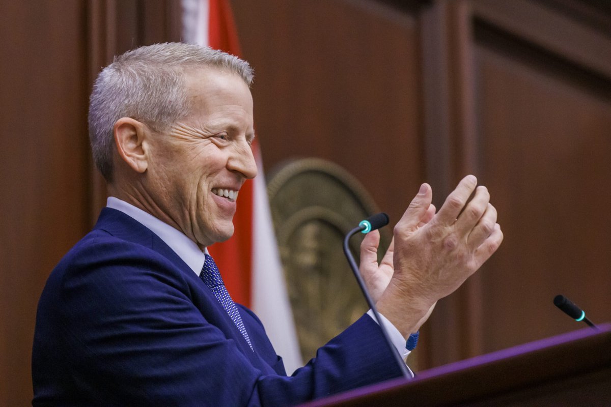 Happy Birthday to a Champion of increased access to responsible lending for Floridians, Speaker <a href="/Paul_Renner/">Paul Renner</a>! Thank you for all your hard work to make Florida better for business!