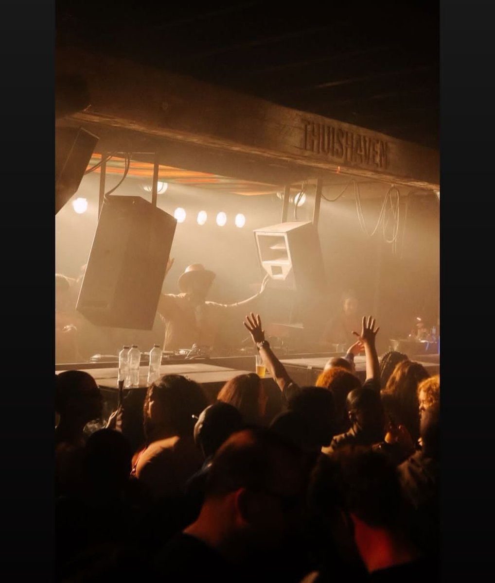 mphisholo (@kanamahlangu) on Twitter photo Music will lift you up when you feeling down,if house is a Nation <a href="/CuloeDeSong/">Culoe De Song</a> is my President ❤🙏🏿🌟🔥🔥 Music will lift you up when you feeling down,if house is a Nation <a href="/CuloeDeSong/">Culoe De Song</a> is my President ❤🙏🏿🌟🔥🔥