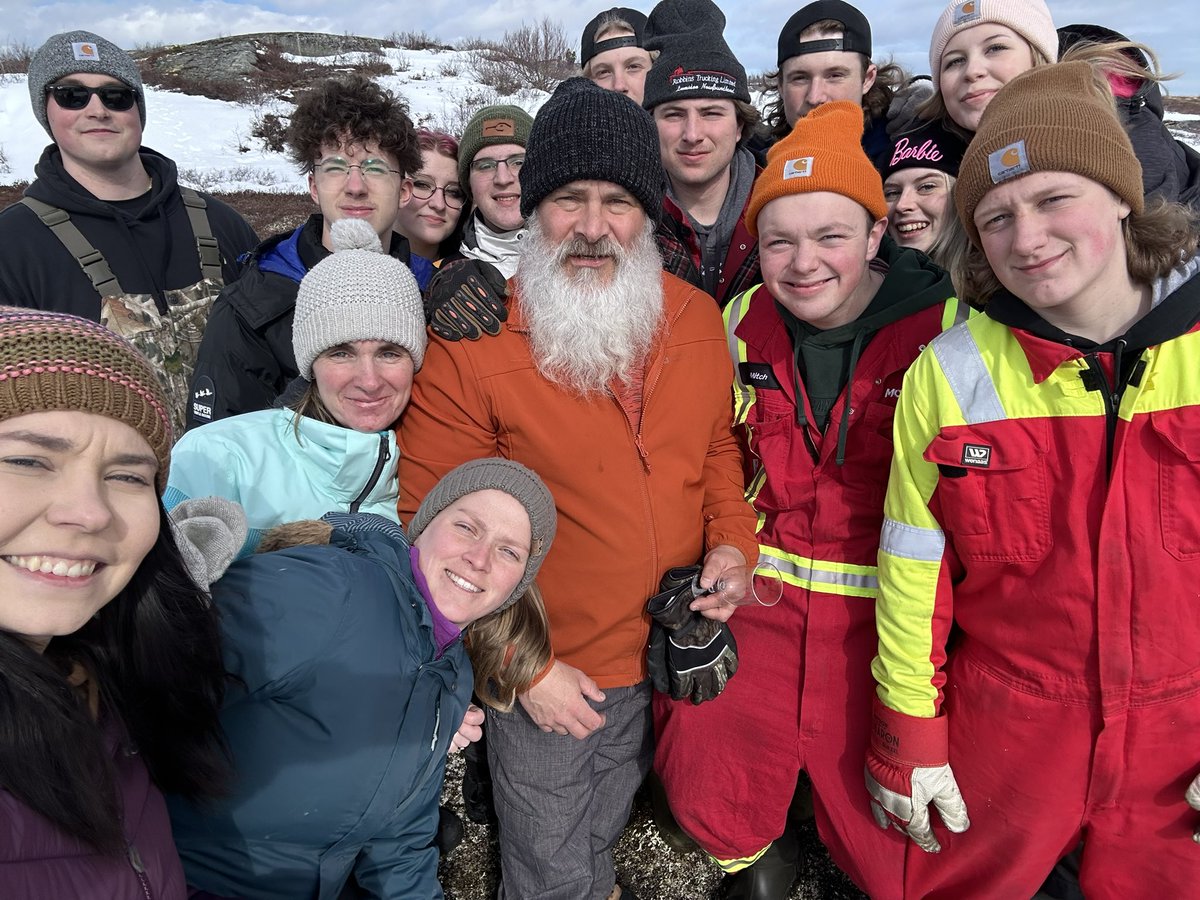 jgill_b's tweet photo. Pearson Academy some senior high students having a boil up for dart outdoors. @schoolsportnl #DartOutdoor https://t.co/NmKgzYGOpZ