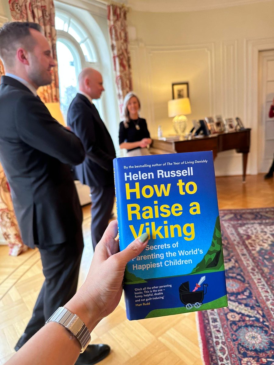 Finnish launch for HOW TO RAISE A VIKING, the secrets of parenting the world’s happiest children - IN the world’s happiest country 🇫🇮 (loyalty insists I point out that Denmark🇩🇰 came close 2nd in 2024 @UN report). Huge thanks to @ukinfinland @TBubbearFCDO