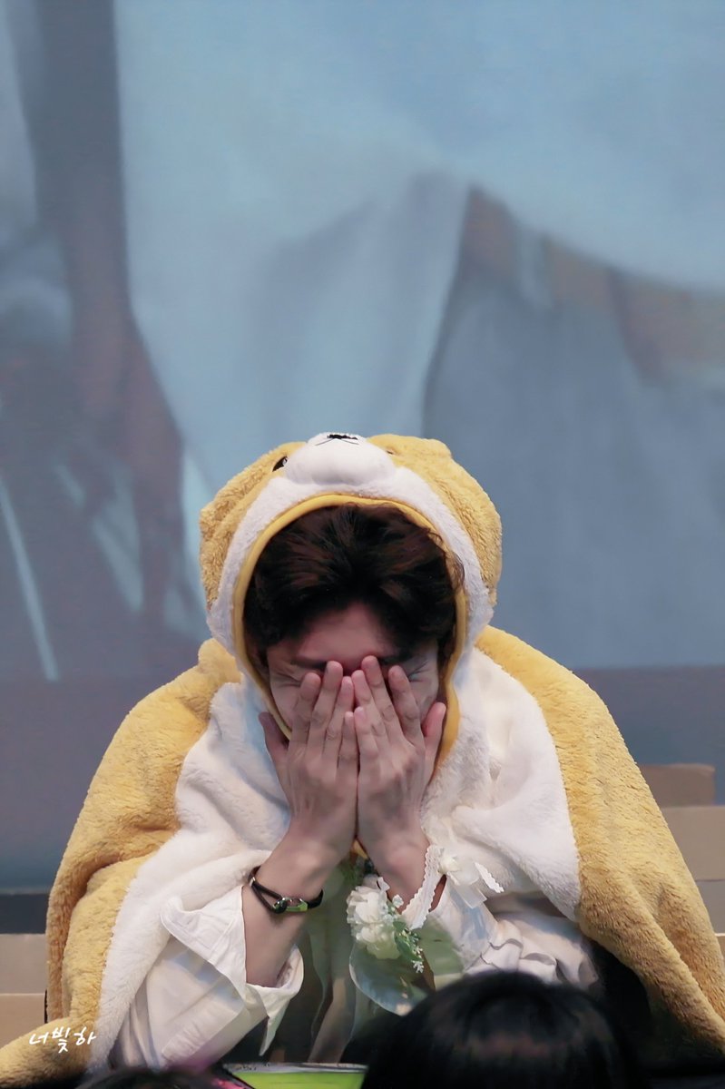 축하해 스윗한 아빠가되십쇼
#jwalk #장수원 #sechskies