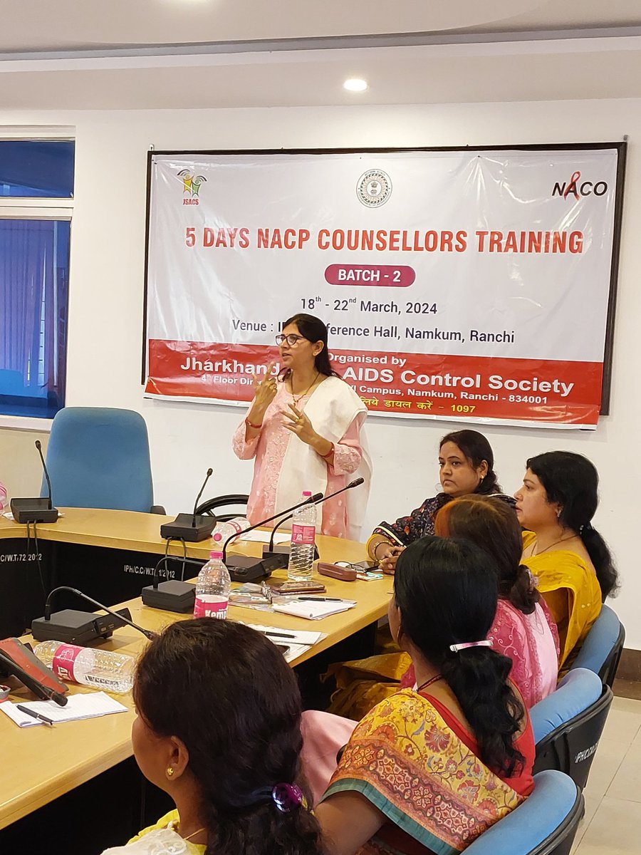 JharkhandAids's tweet photo. Discussion on Screening and Management of Sexually Transmitted Infections and Reproductive Tract Infections.
#HealthyLiving #HIV #AIDS #hivawareness #hivprevention #aidslifecycle #nacoindia #jsacs #jharkhand #indiafightshivandsti https://t.co/cfQRnBHRcJ