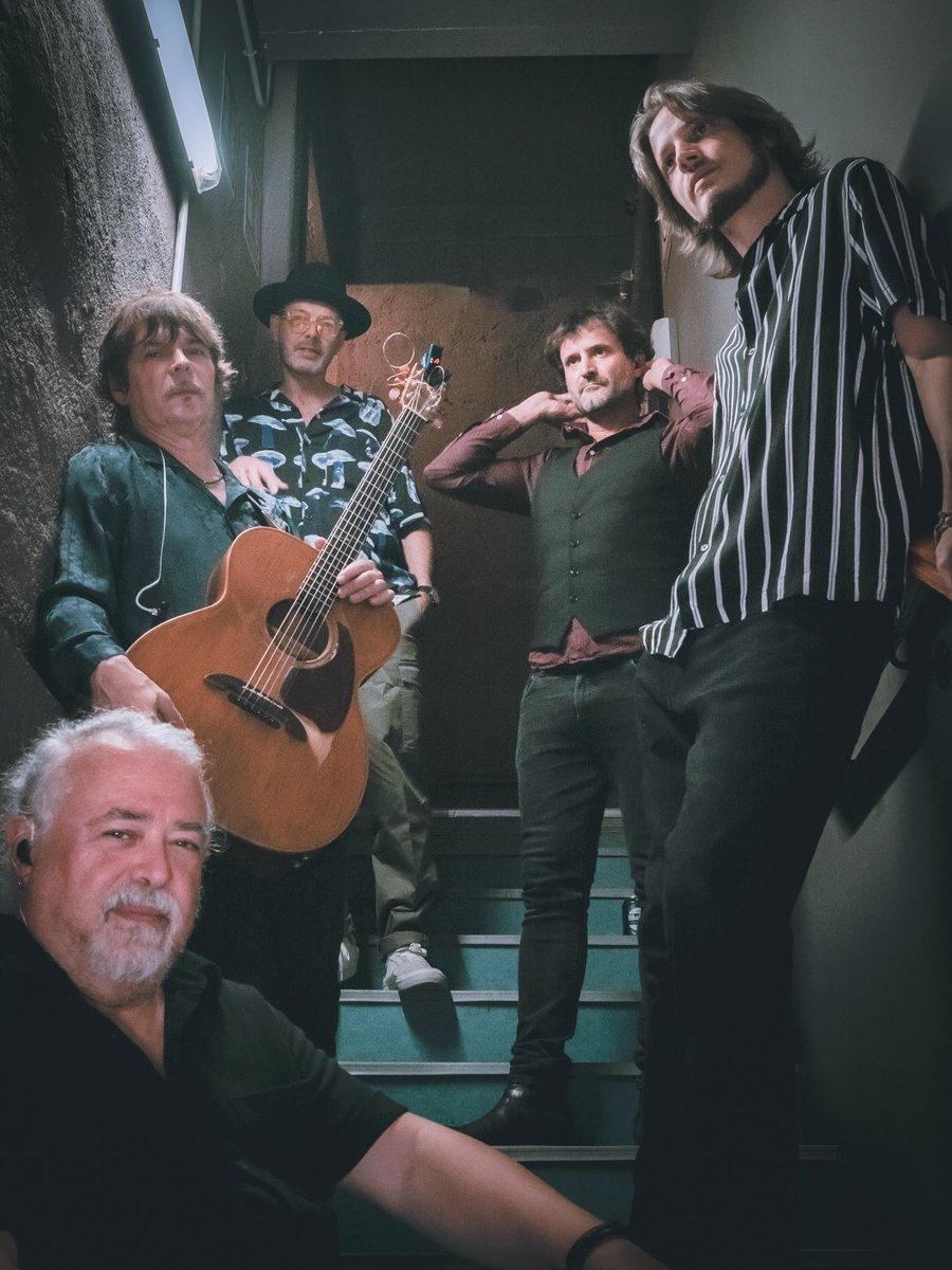 Este sábado estamos en Guadalajara Sala Óxido a partir de las 13h con la banda al completo !!  Los TTG !!