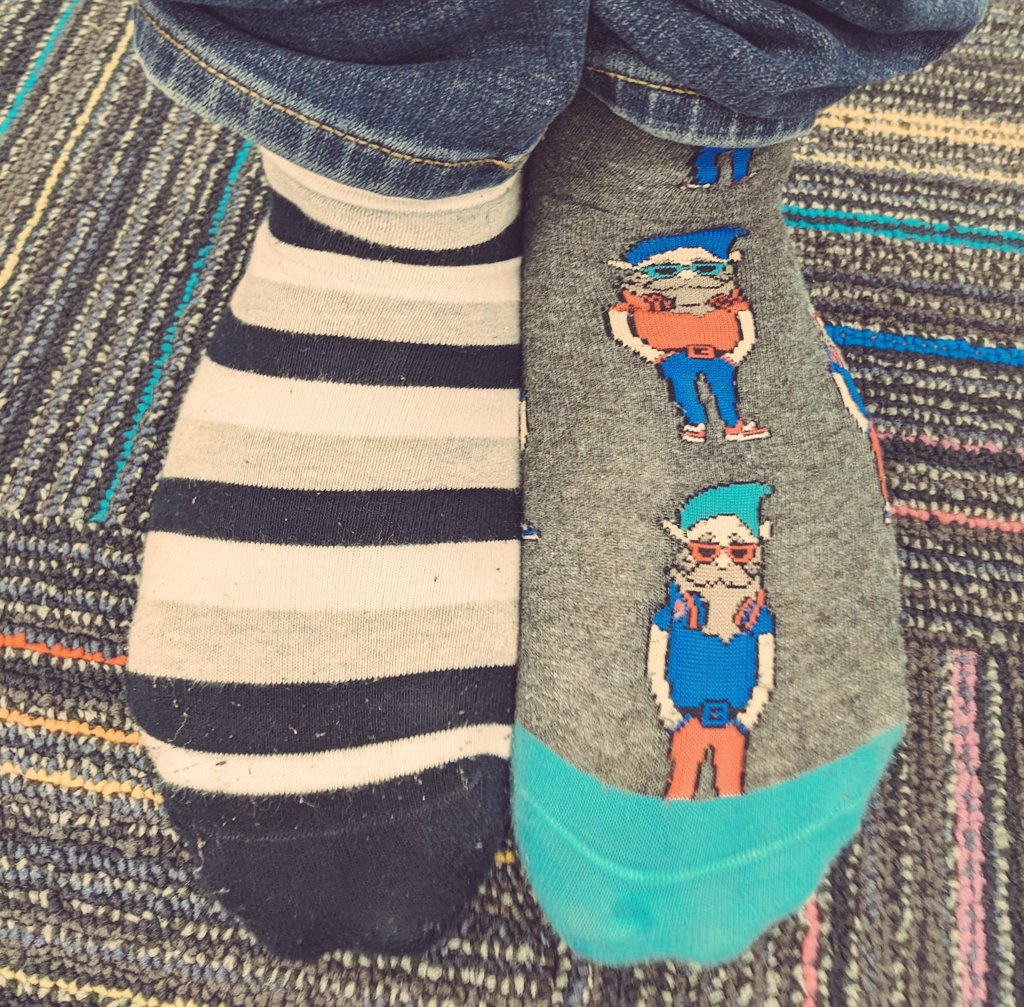 BedfordParkLLC's tweet image. Hey @bedfordparkpsto, how did you #RockYourSocks for #WDSD today? Stop by the LLC to snap a pick of your socks. #DSATWDSD2024 @DSAToronto