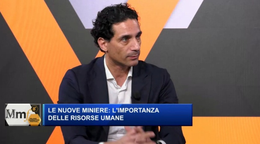 Gianfranco Chimirri (Chief People Officer @SACEgroup): «Per noi produttività e benessere crescono insieme. Noi siamo convinti che la tecnologia aiuterà i lavoratori a inseguire l’equilibrio tra impiego e vita privata». Segui la diretta: tinyurl.com/mr42rsue #marketing #MMF