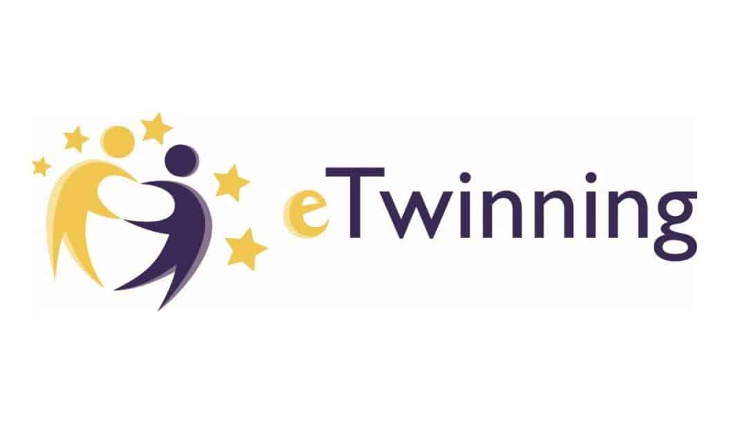 eTwinning Faaliyetlerinde Türkiye 44 Ülke İçinde 1. Sırada Yer Alıyor. eTwinning faaliyetinde 70 binden fazla proje gerçekleştirdi. Projeler, ulusal çapta 'Ulusal Kalite Etiketi', Avrupa çapında ise 'Avrupa Kalite Etiketi' ile ödüllendiriliyor. 🔗 meb.ai/U70s33g