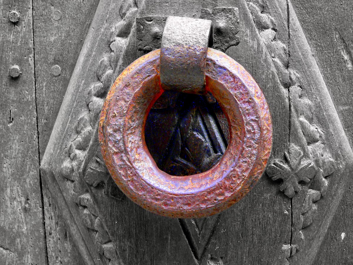 Back in 2008 I went through a phase where I was obsessed with 'Knockers'. Big knocker, small knockers... knockers of all shapes and sizes, but especially French and Italian knockers got me most excited. Whose knockers get you excited? xx #knockers #loveUmAll #frenchknockers