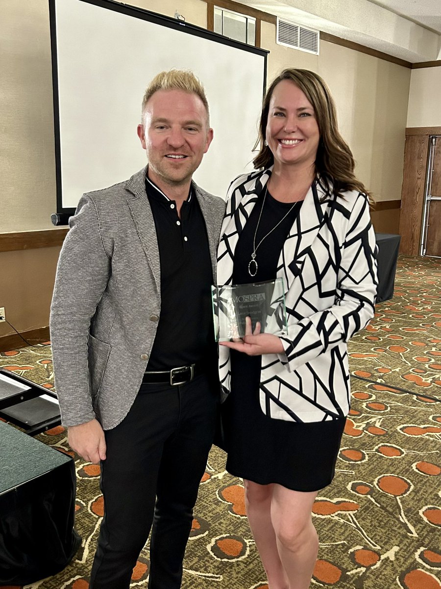 Lana Snodgras #SchoolPR tweet media