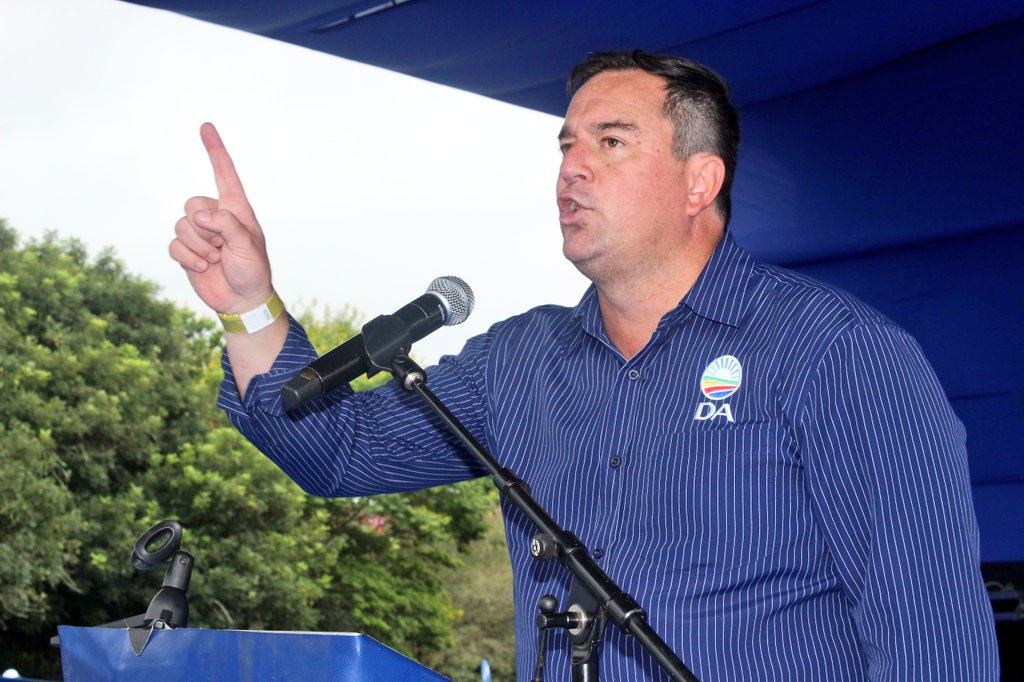 DA_Mpumalanga's tweet photo. 📷 | John Steenhuisen, DA Leader

Only the DA has the size, experience and demonstrated track-record of good governance to serve as the anchor for a stable and successful Multi-Party Charter government.

#RescueSA 
#RescuMpumalanga 
#VoteDA https://t.co/bZvCWXIl6M