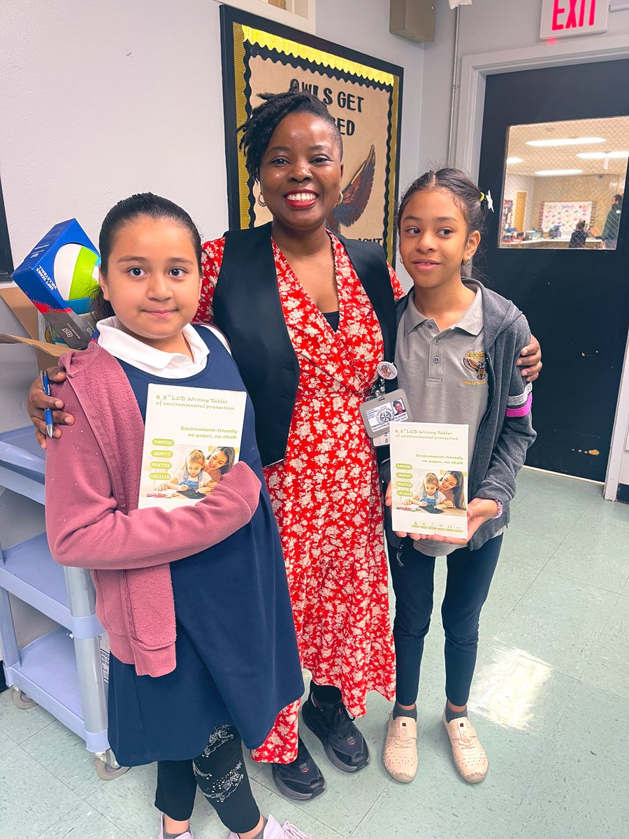 It may be cloudy outside but inside @osborneowls it’s a bright celebratory day as <a href="/DrFolaDimandja/">Fola Dimandja, Ph.D.</a> recognizes students who “Zearned-It”… every small win gets us closer to achieving our ultimate goals @HISDNorthDiv.  #KidsDeserveIt