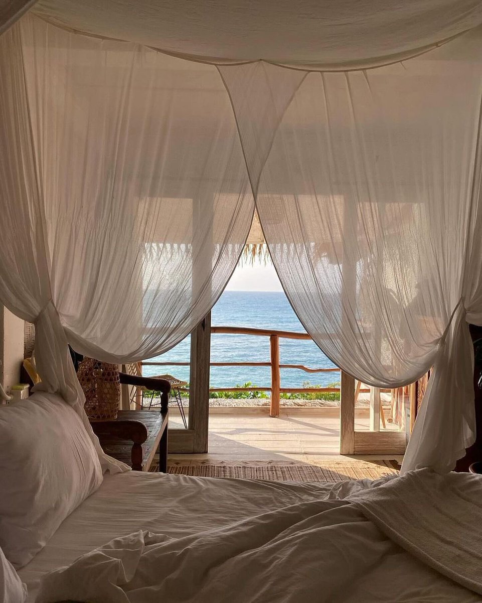 tmbIrpics's tweet photo. Imagine waking up here https://t.co/BIcflxiQ5P