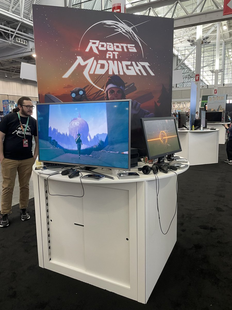 It’s @pax East Day One! 🥳 We’re so excited to give the first public look at Robots at Midnight! 🤖🌙 If you’re at #PAXEast swing by the #PAXRising booth and give the game a try! You can also wishlist the game on Steam: bit.ly/RobotsAtMidnig…