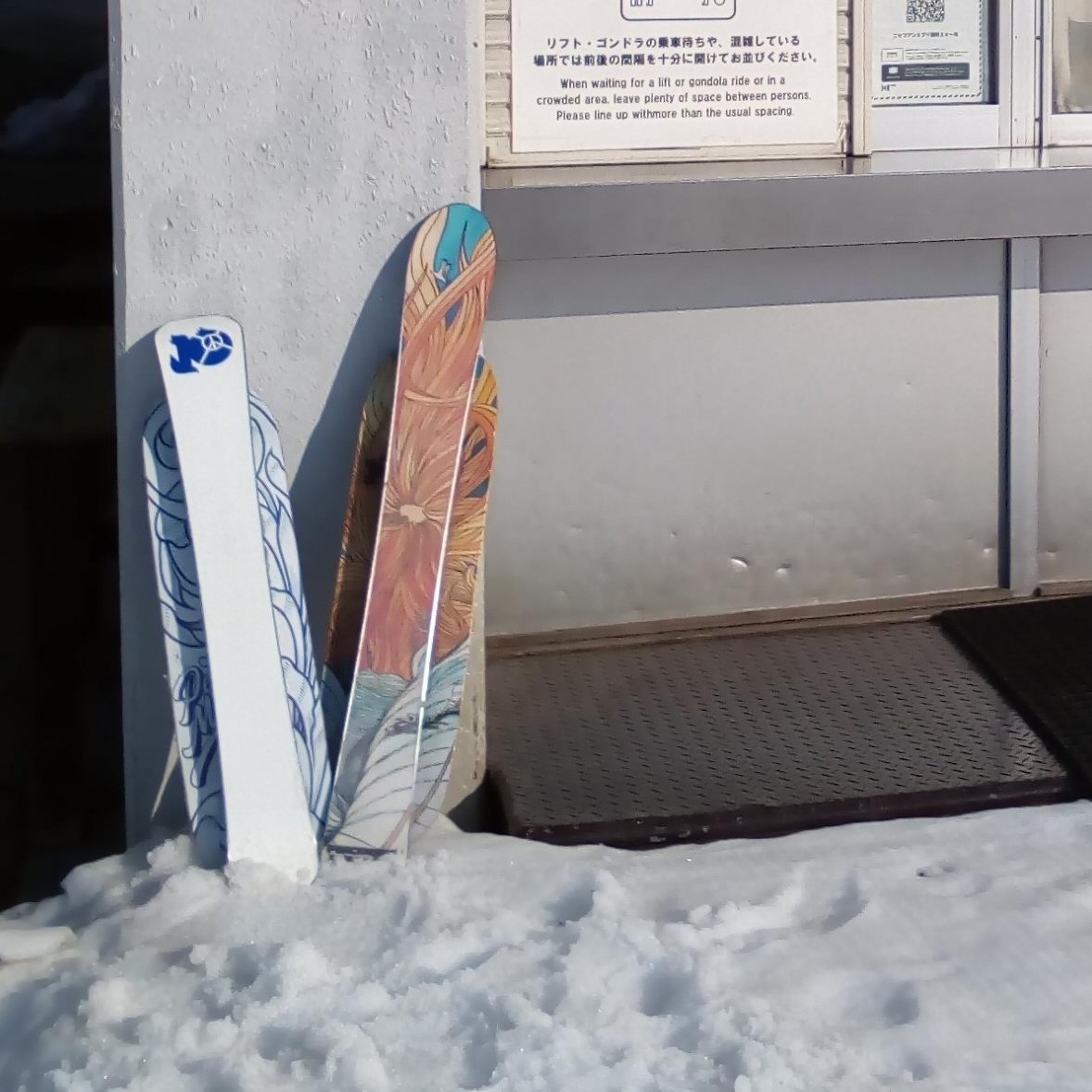 jack_snow's tweet image. 「スノースケート」レンタルやってま〜す🛹
林間コースクルージングなんかも爽快ですよー💨
超カンタンなのでぜひトライ✌️✌️

#peacemakersnowskate 
#スノースケート
#スノスケ 
#こりゃハマる 
#スノスケデビュー 
#スノスケ女子  
#スノスケカービング 
#スノースケートレンタル