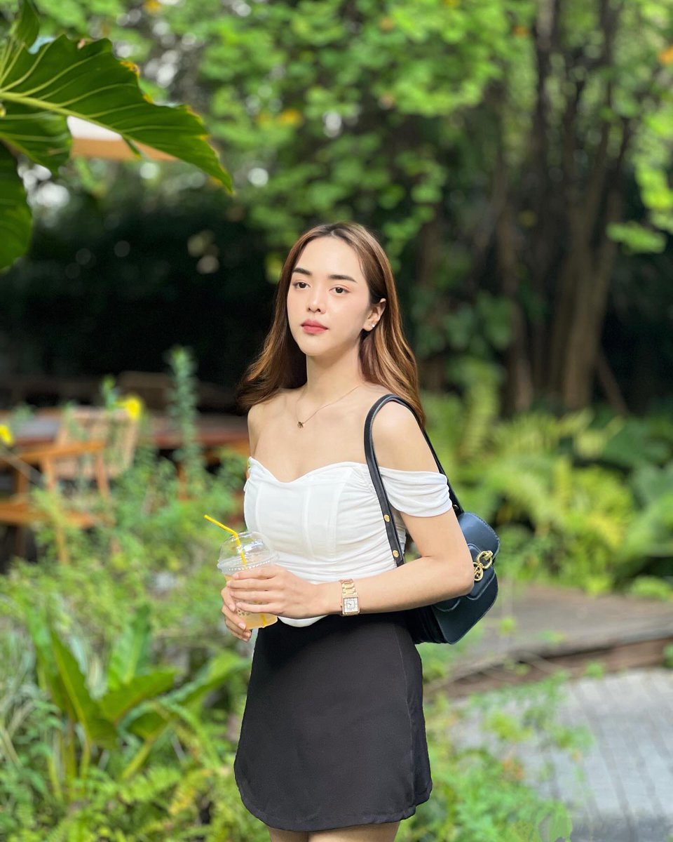 1997_nownow's tweet photo. ถ้าไม่ทักแล้วจะรู้จักมั๊ย #เหงาก็ทักมา  #โสดมากกก  #เที่ยว https://t.co/L5trYsho6X