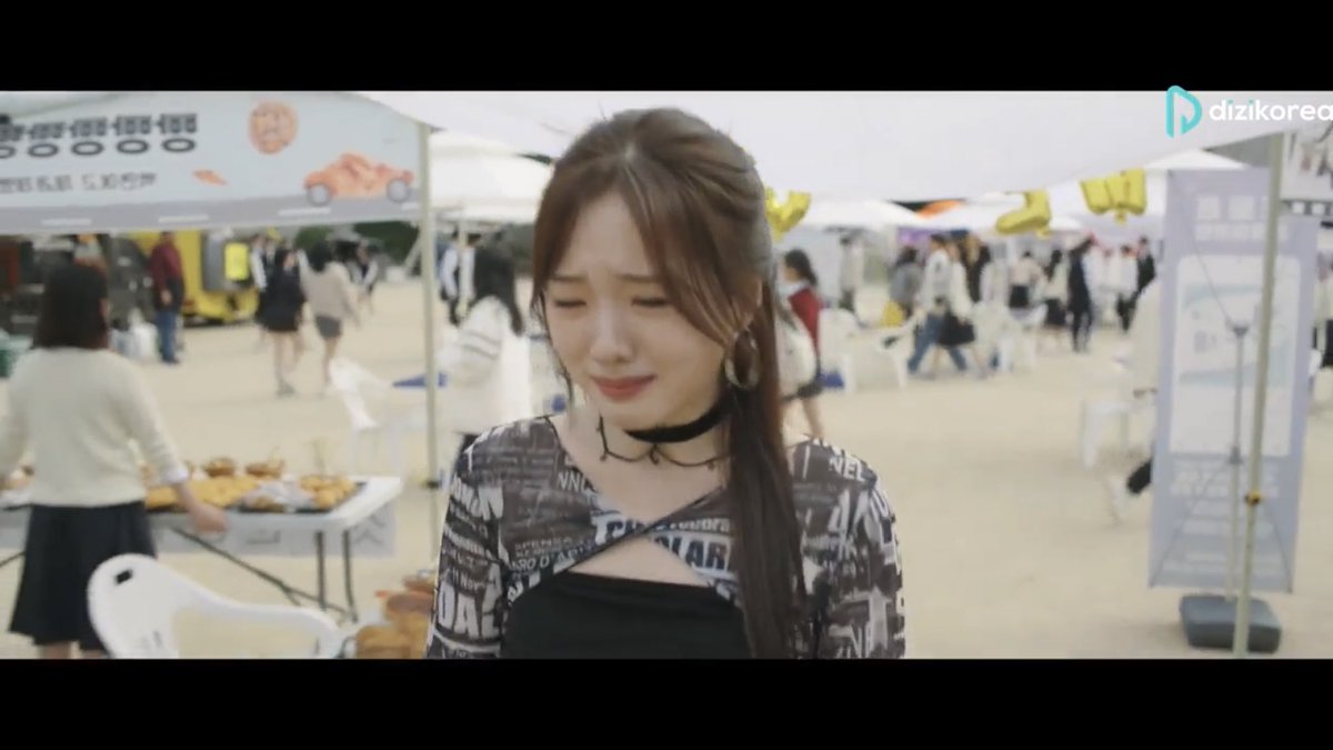 eyvahlarrolsun's tweet photo. bir de başımıza yurim mi ne çıktı zaten anlamış değilim sapık gibi ye rim’in peşinde #PyramidGameEp8 https://t.co/SBPHWRJRsB