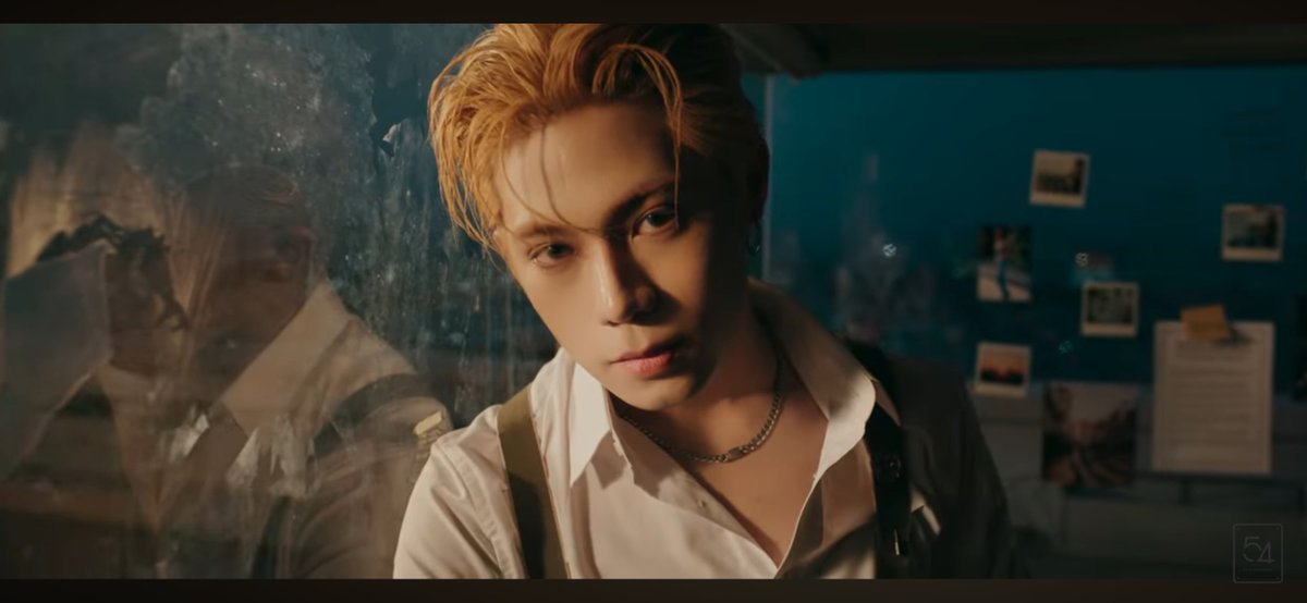 wednsddthgin's tweet image. พี่คนนี้ในเอ็มวีเขาพูดไทยได้ไหมนะคะ 

#PRIMETIMEth
#ถ้าเขาไม่ดียังมีพามทาม 
#PrimeTimeBackToMe 
#PrimeTime_ถ้าเขาไม่ดี