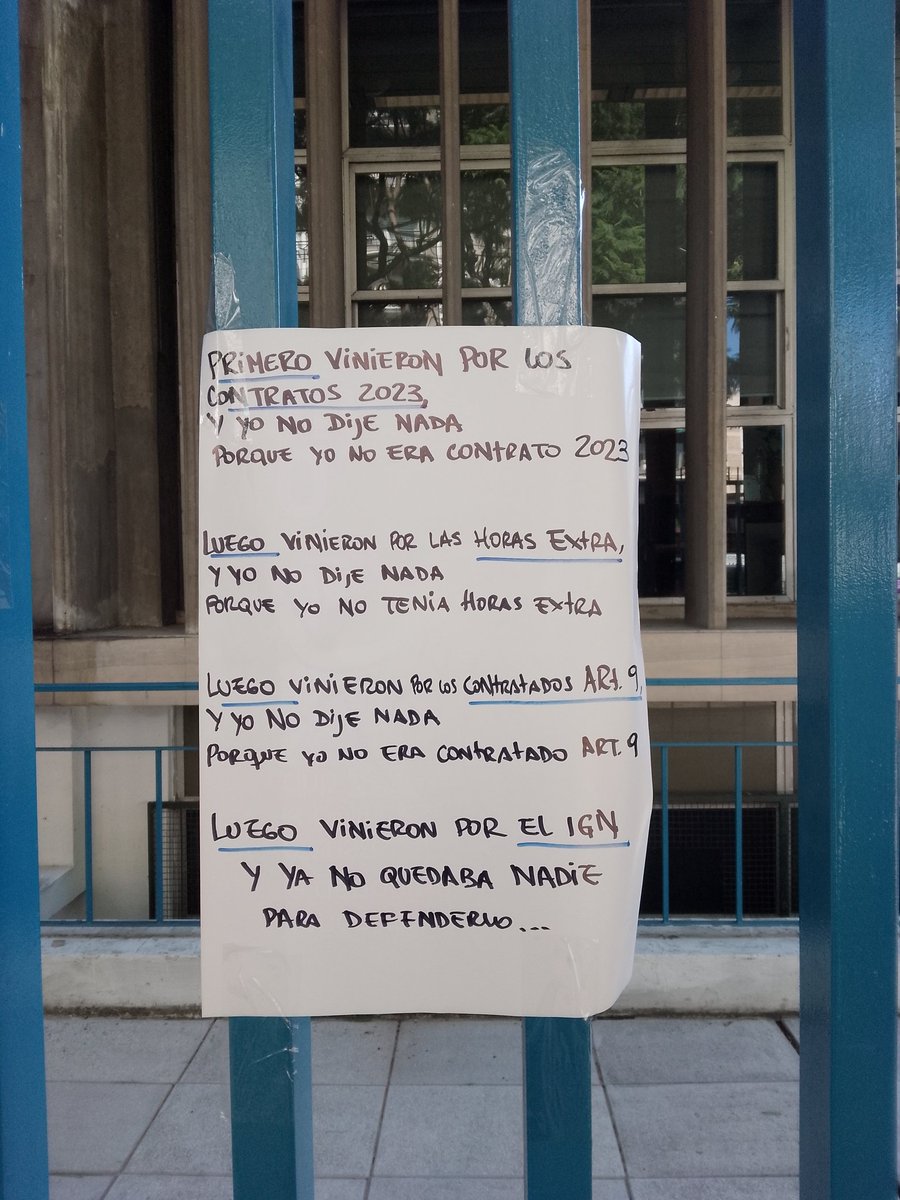 NachaLuna1's tweet photo. 🚨 AHORA
DIFUNDIR POR FAVOR
Despidos masivos en el Instituto Geográfico Militar.
Los trabajadores están en asamblea permanente.
Ademas de afectar a cientos de familias, también pone en riesgo la soberanía de nuestra patria.
-Vienen por todos, vienen por todo. https://t.co/Ugju4WC4Wa