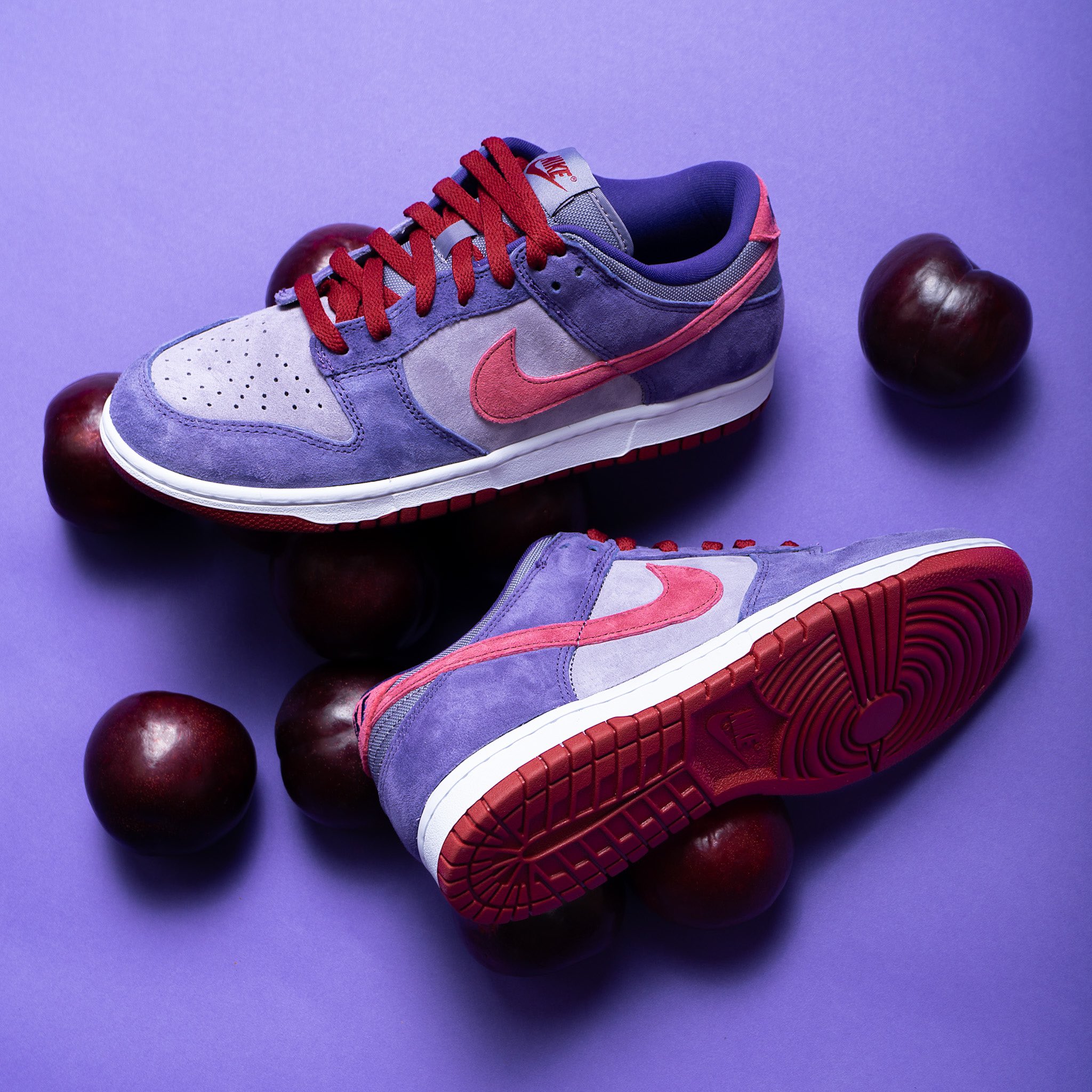 Nike dunk low plum on feet deals