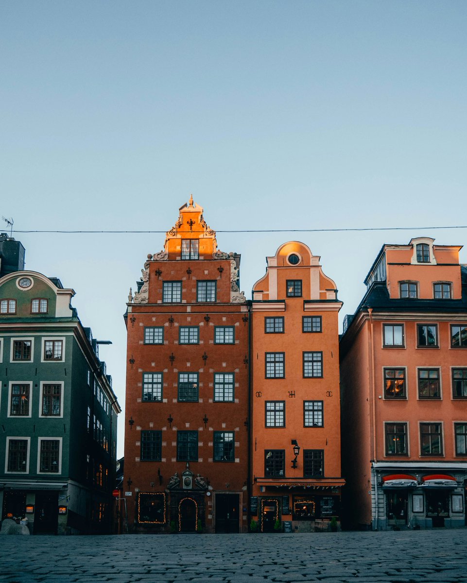 AuthScandinavia's tweet photo. Step into the heart of Stockholm's history with a stroll through the enchanting streets of Gamla Stan. Founded in the 13th century, Gamla Stan is among the best-preserved medieval city centers in Europe. https://t.co/0YBuwrCp1k