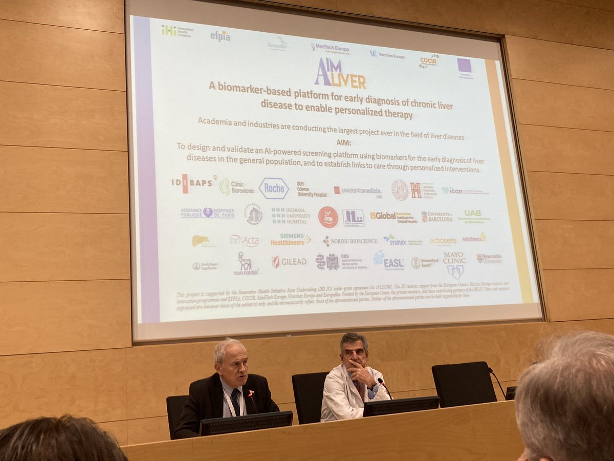 Comença el kick off meeting del LiverAim! @EASLNurses_AHPs <a href="/infermeriaUB/">Infermeria UB</a> #aeeh #elpa