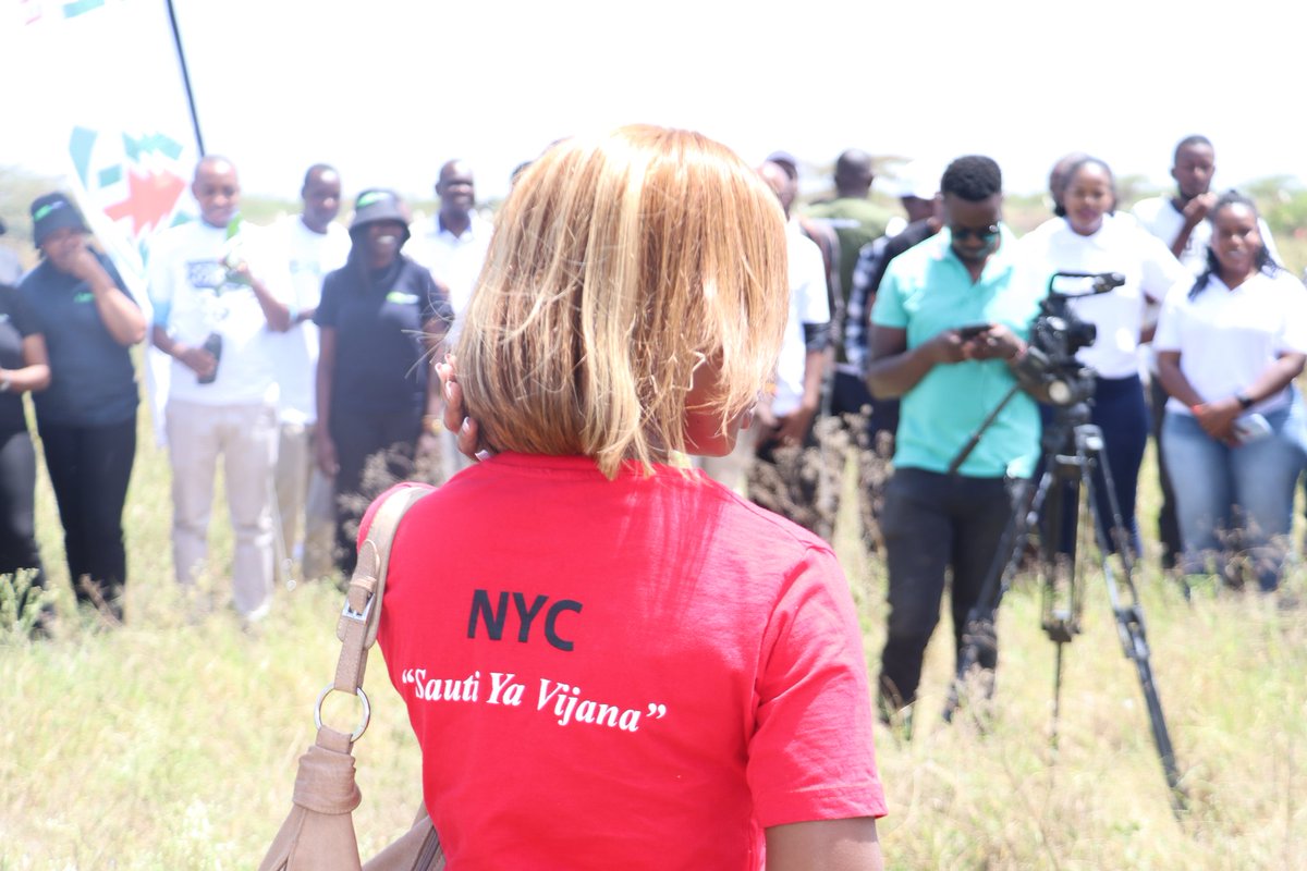 NYC_YouthVoice's tweet photo. As NYC champions #GreeningKenyawithNYC,our commitment to environmental stewardship remains unwavering. Through collaboration with stakeholders and by actively engaging youth in tree planting initiatives,we strive to make a meaningful impact in safeguarding our planet 🌲🌳 https://t.co/9XnNytyCxg