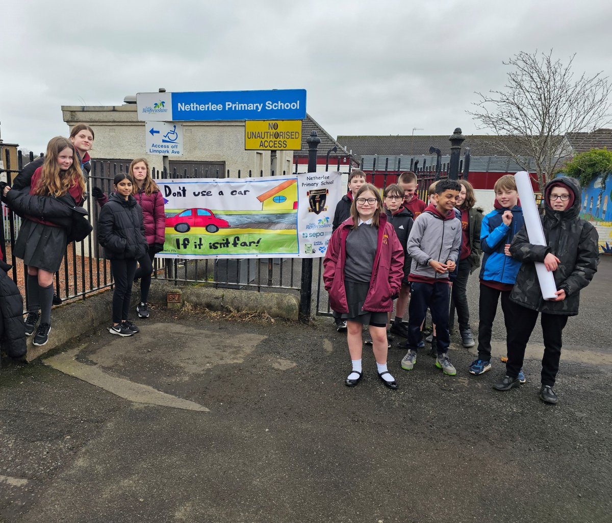 Congratulations to the winners of our banner competition! Thank you to our Eco and Sustainability Leaders for organising the competition. A very important message on display at our school entrances#healthychoices#cleanair