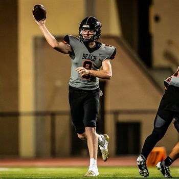 Just dropped a note on a 2027 California QB visiting #Texas today (FREE): ontexasfootball.com/forums/topic/1…