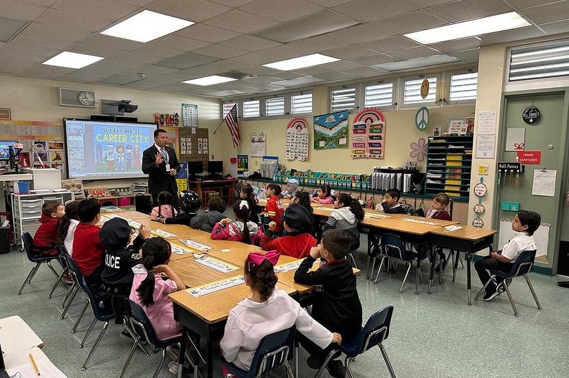 Career Day at Seminole was fun! It was such a great experience for our kids! @MDCPS @MDCPSCentral @SuptDotres