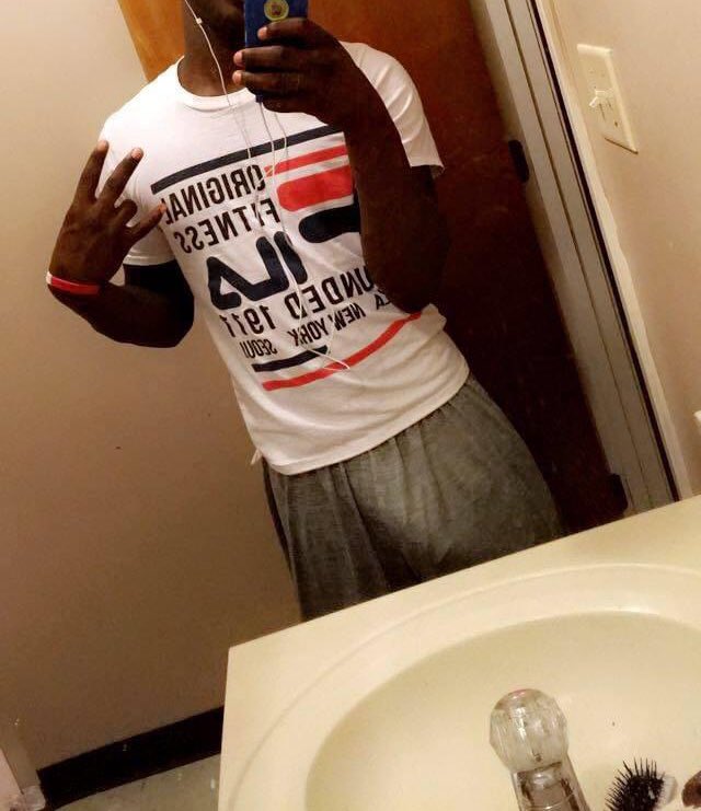 straight man eater tweet media