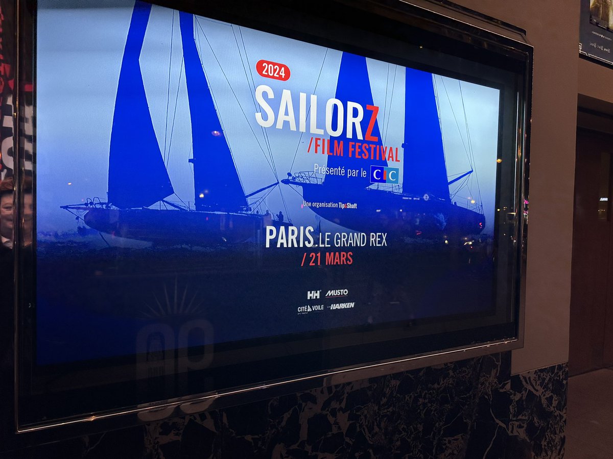 Caroline Concetti Communication tweet media