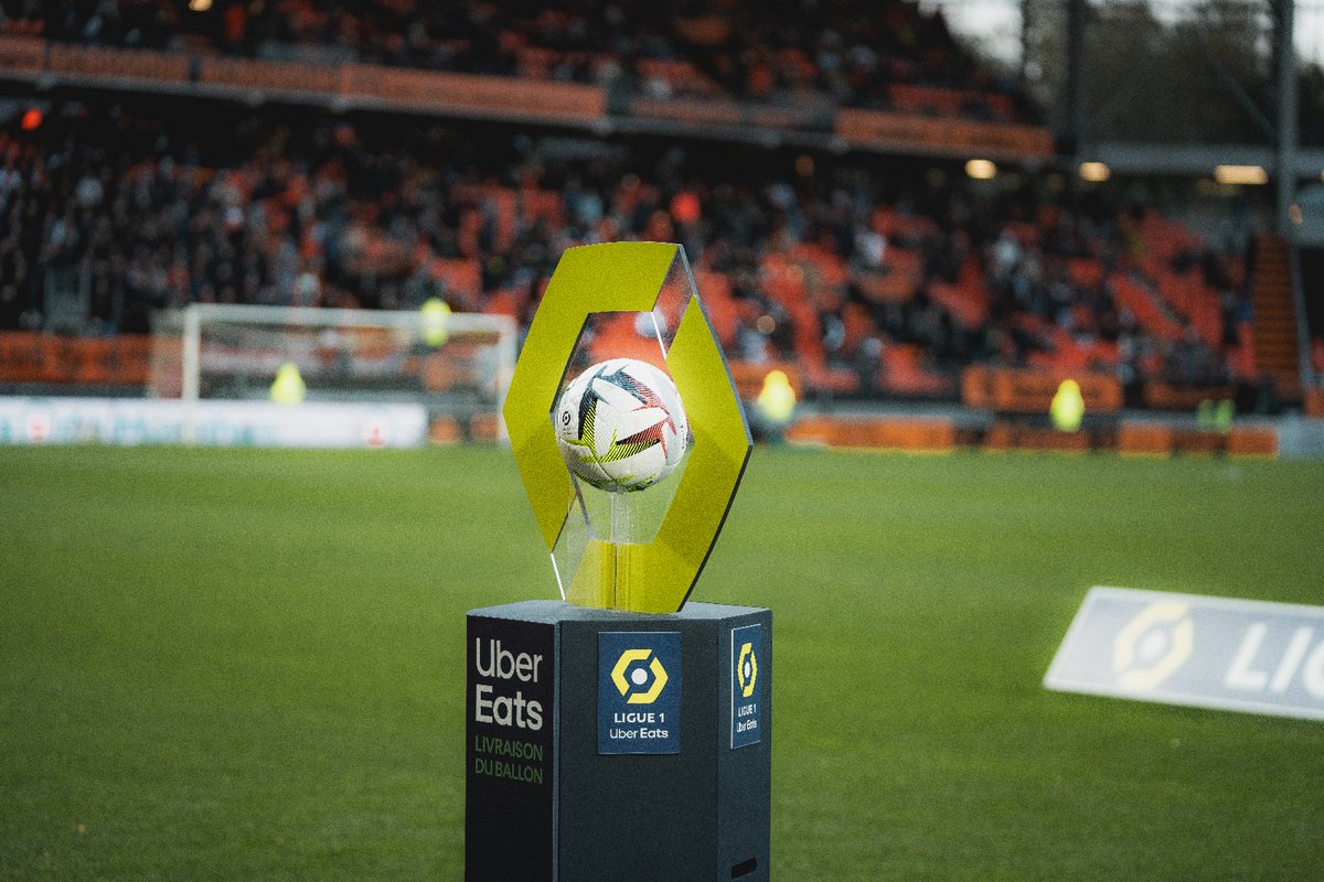 FC LORIENT 🐟 tweet media