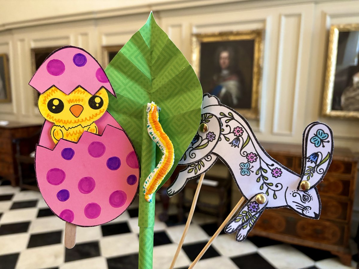 Visit Christchurch Mansion this Easter holiday and have a go at some fun, spring-themed crafts! Make a wiggly caterpillar, leaping hare or colourful pop-up chick. Workshops will be running on 2nd, 4th, 9th and 11th April. 🐤 Book your place here: ipswichtheatres.co.uk/whats-on/sprin…