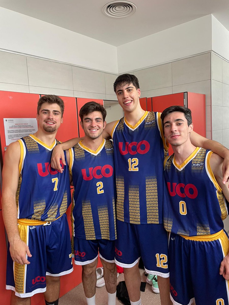 vestudiantesUCO's tweet photo. Felicidades a nuestros equipos femenino y masculino de baloncesto por su destacada participación en el CAU. Su logro es un orgullo para toda la comunidad de la UCO y una inspiración para seguir promoviendo los valores del deporte y la excelencia en nuestra universidad. https://t.co/tnnxAQlsew
