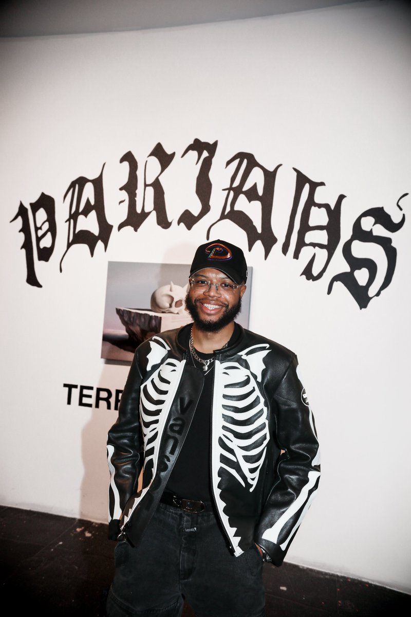 terrelldom's tweet image. when the dust settles, when the smoke clears…
more shots from my exhibition!
📸: Alex Free