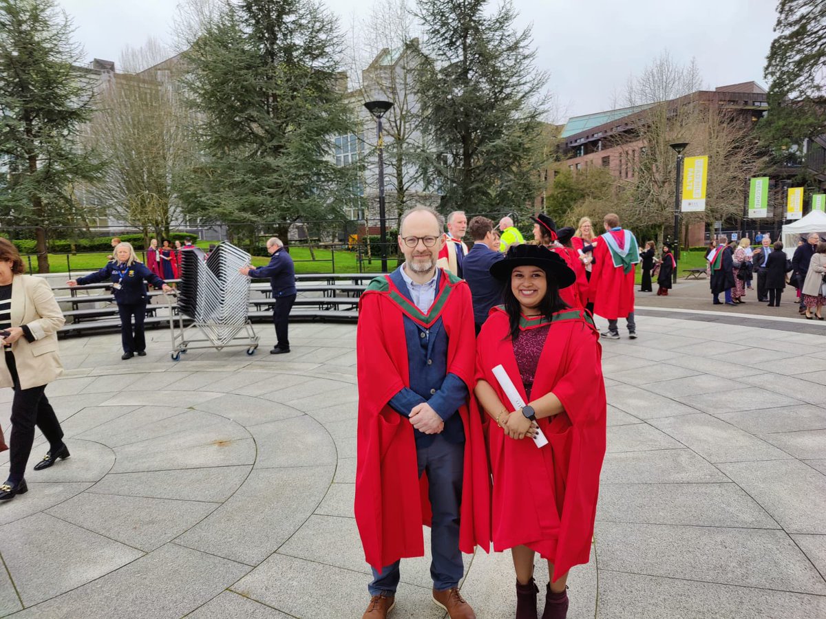 Delighted to celebrate @SampriktaManna PhD graduation today. Congrats on a great PhD Sam 🎉🎉. Very proud supervisors @mccarthyfergus @iplacenta