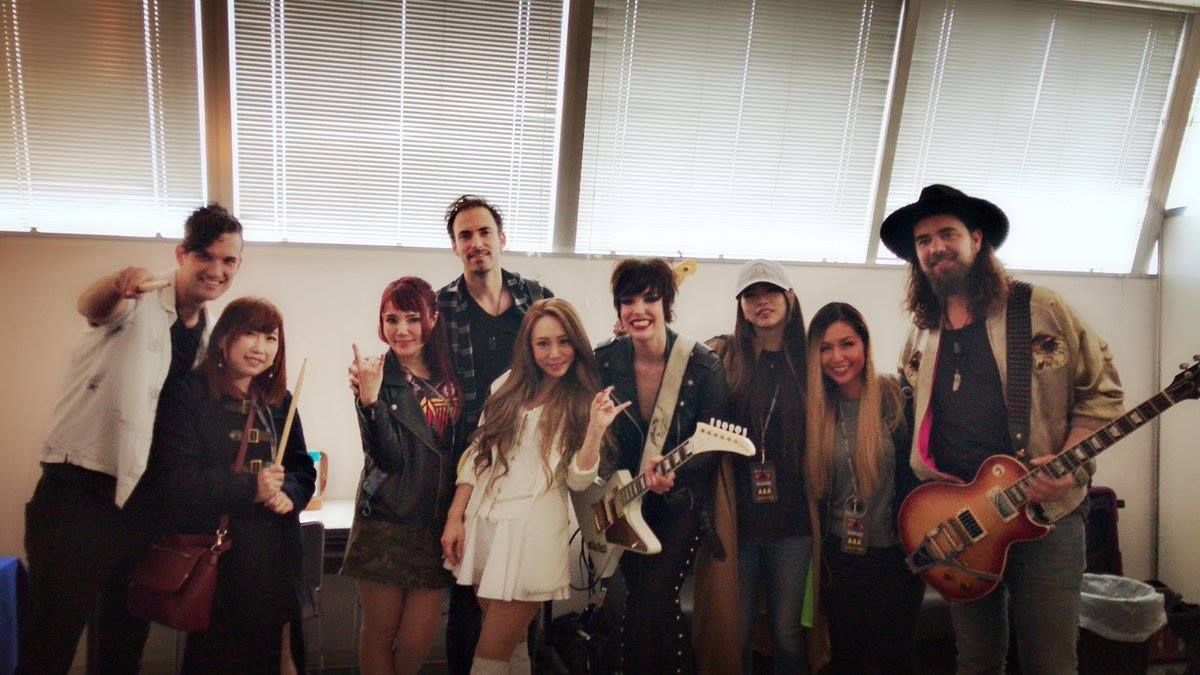 LionelDevillers's tweet photo. #Halestorm #Lzzy with #Asami &amp; #LOVEBITES https://t.co/uG18CIOS8E