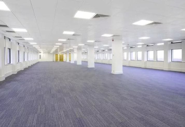 #Office #GU21 Export House #Woking
Henry Plaza To Let, 6,256 - 43,792 sf
each.co.uk/w/220509202222…
Car spaces

The heart of Woking Town Centre, above the newly opened Victoria Place development. Ideally placed to take advantage of the wealth of town centre amenities. Woking main..