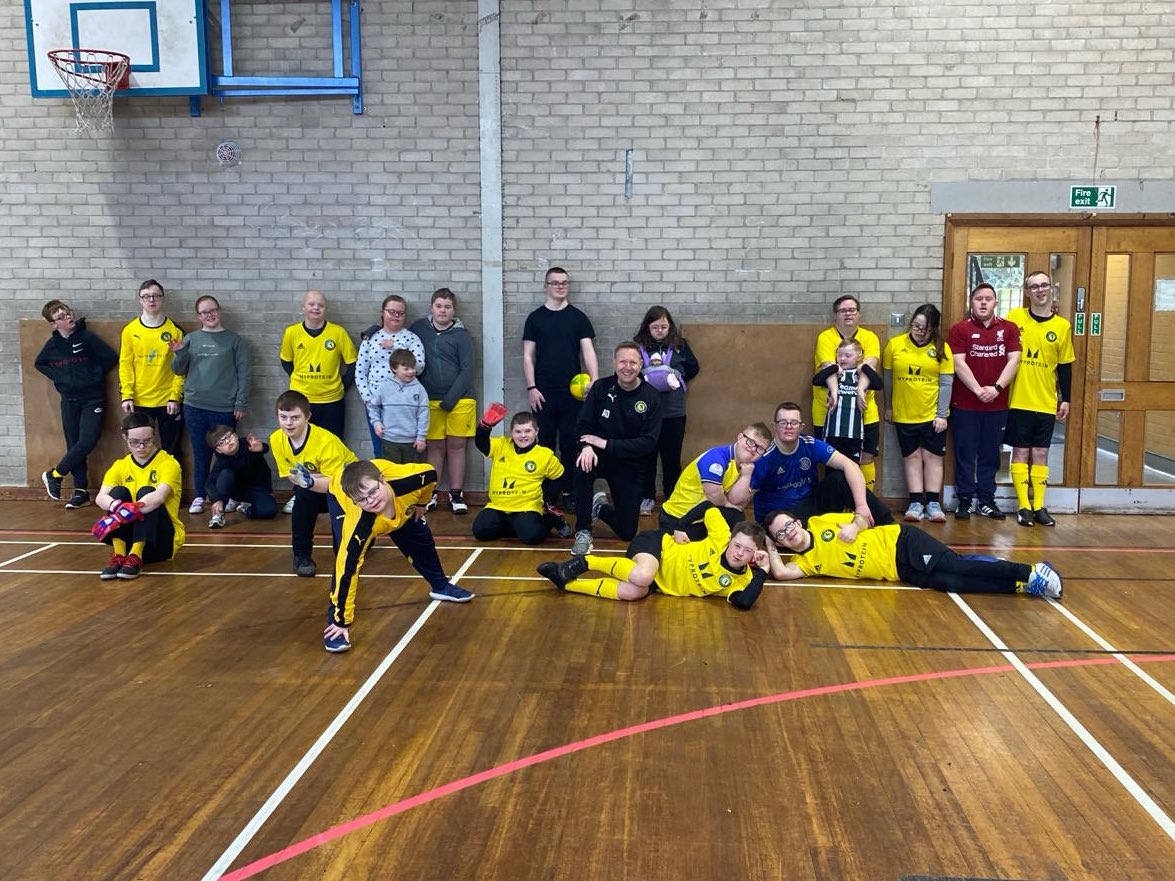 The wonderful #DownSyndrome group @EgertonFC celebrating #WDSD2024 @DSAInfo @downscheshire @Cheshire_FA #football #DisabilityAwareness #EndTheStereotypes