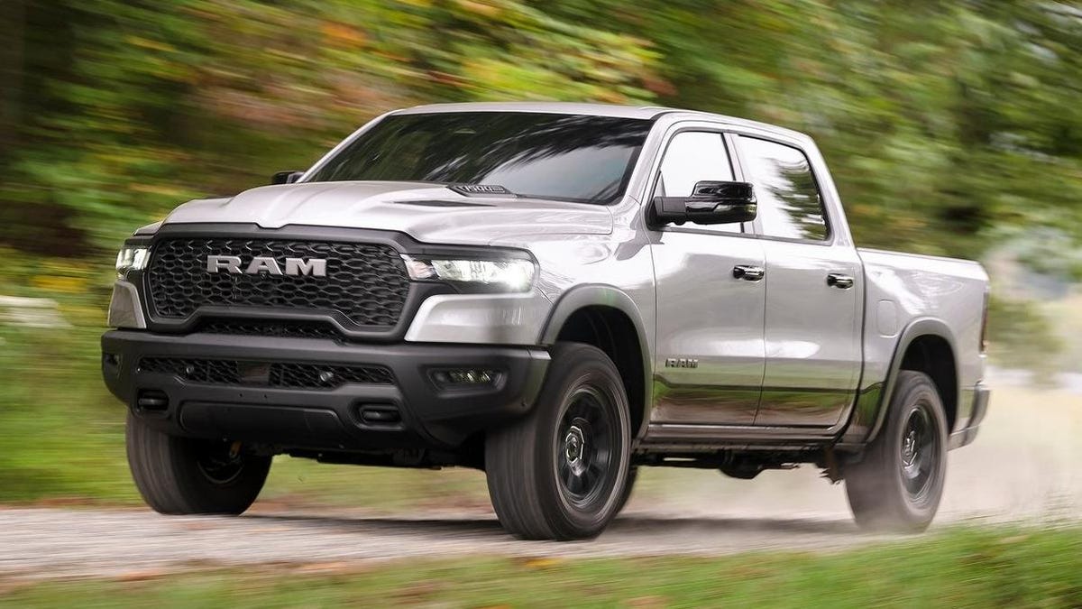 OreBobby's tweet image. 2025 Ram 1500&apos;s New Twin-Turbo Inline-Six Barely Beats Old V8&apos;s Gas Mileage jalopnik.com/2025-ram-1500s… #ram #pontiacfirebird