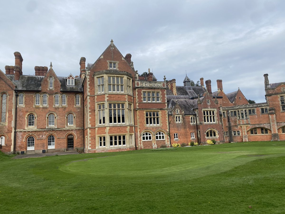jake_waites's tweet photo. Great to take my L3 group up to the beautiful Rolls of Monmouth today. Thanks to @wa53dey for his informative tour of the house and grounds and to all @TheRollsGC for their hospitality. @simonpcaston https://t.co/G28ZrFeNs8