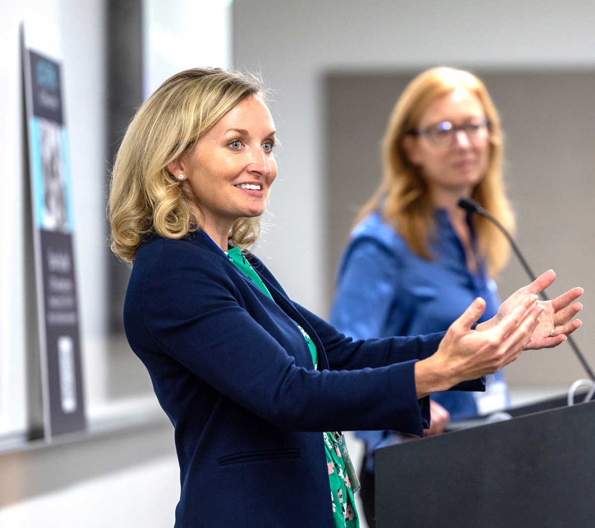 Big news! Melissa Zimel, MD, an orthopaedic oncologist, is honored with the 2024 UCSF Exceptional Physician Award for exceptional patient care and medical innovation. Congratulations, Dr. Zimel! Info: tiny.ucsf.edu/MZ #ExceptionalPhysician #HealthcareHero #UCSF #UCSFortho