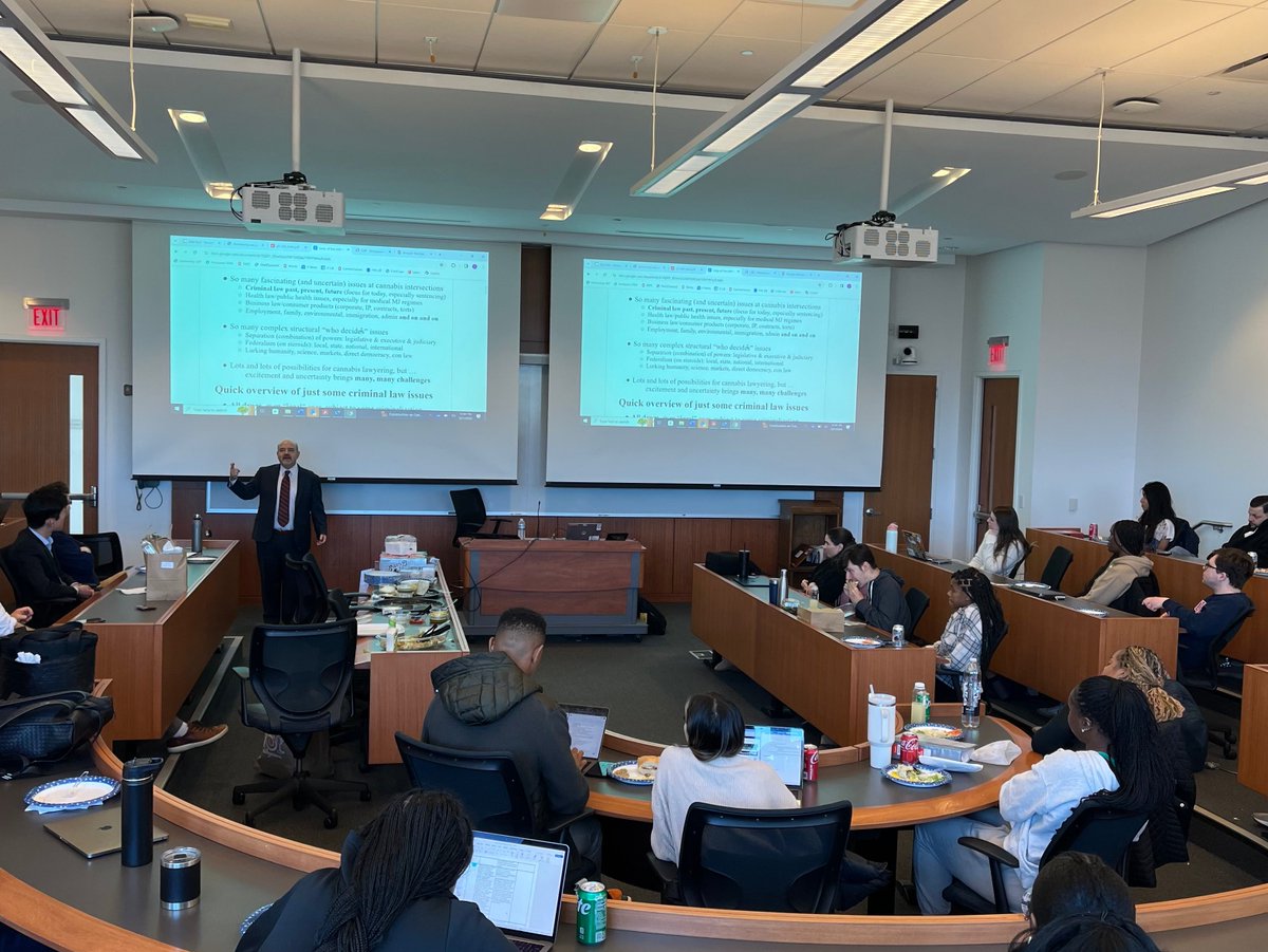 ItayRavid's tweet photo. Packed room! @SLandP talk today "Cannabis &amp; Sentencing". Such an insightful conversation. Thanks for joining us! @Villanova_Law 
#lawtwitter https://t.co/IhKPKv6Js6