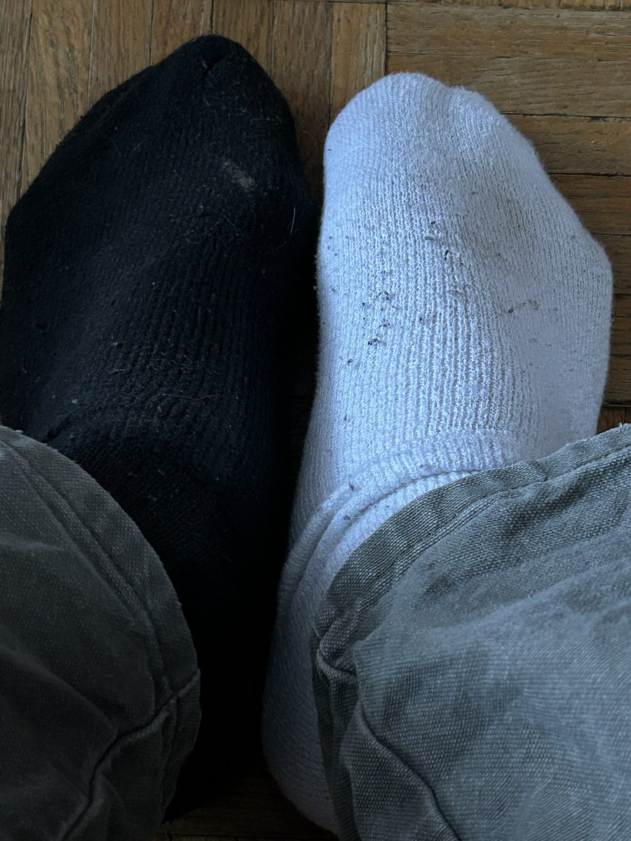StlBluesFan2024's tweet photo. I’m Wearing Mismatched Socks to Support World Down Syndrome Day. #WorldDownSyndromeDay #WDSD2024 #DownSyndrome #EducationalAssistant #EA https://t.co/rXLCot6Tg5